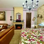 B&B Domaine O Clair De Lune - D'hotes Et A - Acces Cite Medievale 5 Minutes A Pied - Parking - & Massages En Option - Piscine De Saison
