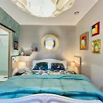 Domaine O Clair De Lune - D'hotes Et A - Acces Cite Medievale 5 Minutes A Pied - Parking - & Massages En Option - Piscine De Saison