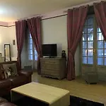 B&B Domaine O Clair De Lune - D'hotes Et A - Acces Cite Medievale 5 Minutes A Pied - Parking - & Massages En Option - Piscine De Saison 4*