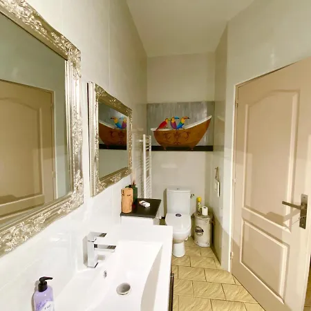 O Clair De Lune Au Coeur De - - Charme Et Confort - Clim - Acces Cite Medievale 5 Minutes A Pied - Parking - Et Massages En Option - Piscine De Saison 4* סרלה-לה קנדה