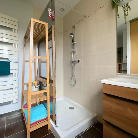 O Clair De Lune Au Coeur De - - Charme Et Confort - Clim - Acces Cite Medievale 5 Minutes A Pied - Parking - Et Massages En Option - Piscine De Saison Sarlat-la-Caneda