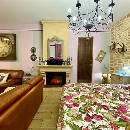 לינה וארוחת בוקר O Clair De Lune Au Coeur De - - Charme Et Confort - Clim - Acces Cite Medievale 5 Minutes A Pied - Parking - Et Massages En Option - Piscine De Saison