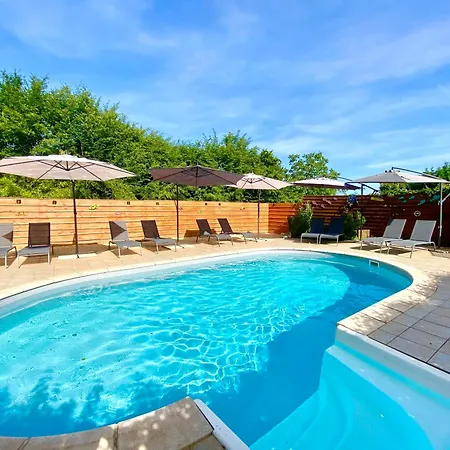 Domaine O Clair De Lune - D'hotes Et A - Acces Cite Medievale 5 Minutes A Pied - Parking - & Massages En Option - Piscine De Saison 4* Sarlat-la-Canéda