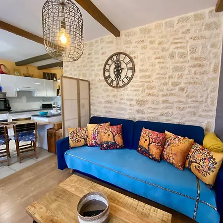 Domaine ô Clair De Lune - D'hôtes Et à - Accès Cité Médiévale 5 Minutes à Pied - Parking - Spa&massages En Option - Piscine De Saison 4*