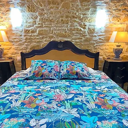 Domaine ô Clair De Lune - D'hôtes Et à - Accès Cité Médiévale 5 Minutes à Pied - Parking - Spa&massages En Option - Piscine De Saison Bed and breakfast 4*