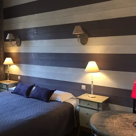 O Clair De Lune Au Coeur De - - Charme Et Confort - Clim - Acces Cite Medievale 5 Minutes A Pied - Parking - Et Massages En Option - Piscine De Saison