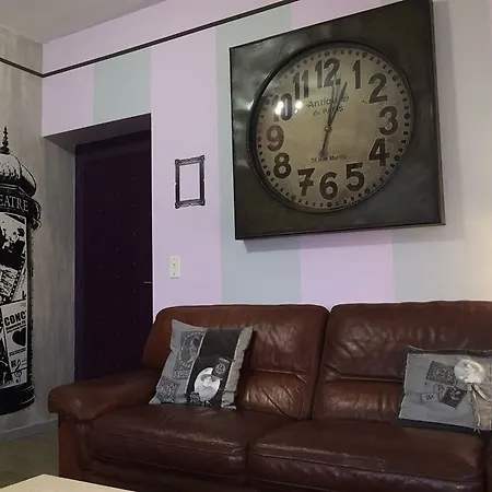 Bed and Breakfast O Clair De Lune Au Coeur De - - Charme Et Confort - Clim - Acces Cite Medievale 5 Minutes A Pied - Parking - Et Massages En Option - Piscine De Saison Sarlat-la-Caneda