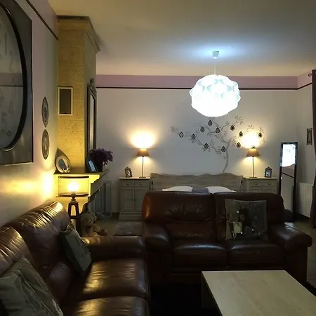 לינה וארוחת בוקר O Clair De Lune Au Coeur De - - Charme Et Confort - Clim - Acces Cite Medievale 5 Minutes A Pied - Parking - Et Massages En Option - Piscine De Saison