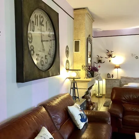 O Clair De Lune Au Coeur De - - Charme Et Confort - Clim - Acces Cite Medievale 5 Minutes A Pied - Parking - Et Massages En Option - Piscine De Saison Bed and Breakfast