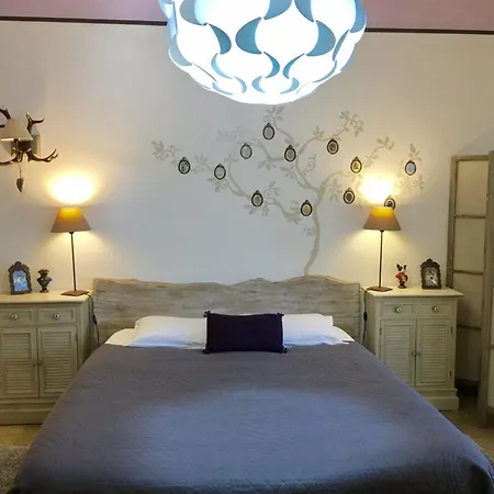 Bed and Breakfast O Clair De Lune Au Coeur De - - Charme Et Confort - Clim - Acces Cite Medievale 5 Minutes A Pied - Parking - Et Massages En Option - Piscine De Saison 4*