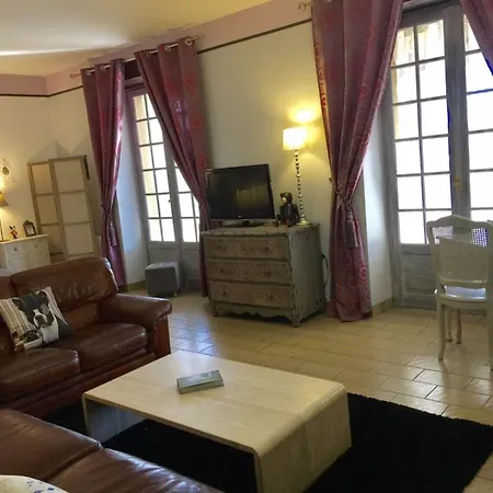 O Clair De Lune Au Coeur De - Climatisees - Parking Prive - Piscine Chauffee - Et Massages 3* Сарла-ла-Канеда