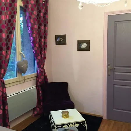 O Clair De Lune Au Coeur De - Climatisees - Parking Prive - Piscine Chauffee - Et Massages Отель типа 