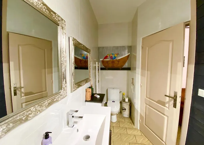 Domaine O Clair De Lune - Chambres D'Hotes Et Gites A Sarlat - Acces Cite Medievale 5 Minutes A Pied - Parking - Spa & Massages En Option - Piscine De Saison 4* Sarlat-la-Caneda
