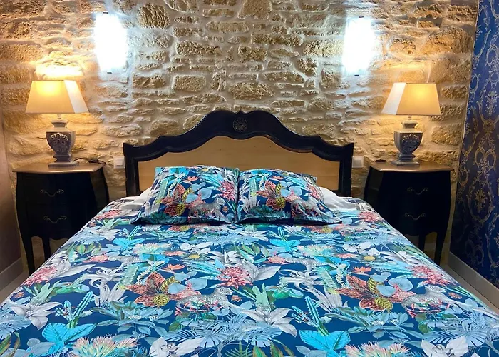 فندق مبيت وإفطار Domaine O Clair De Lune - D'hotes Et A - Acces Cite Medievale 5 Minutes A Pied - Parking - & Massages En Option - Piscine De Saison