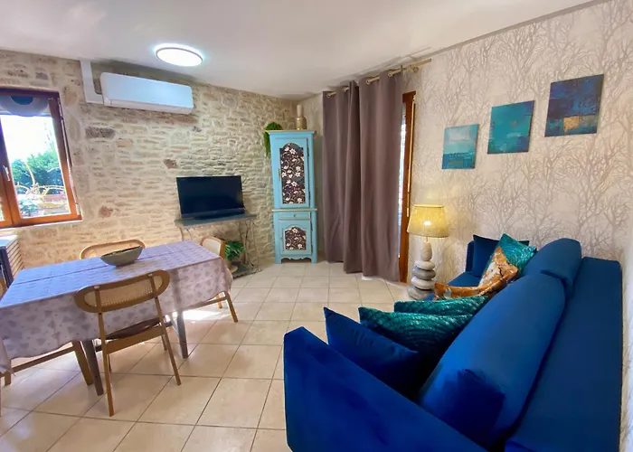 Domaine O Clair De Lune - Chambres D'Hotes Et Gites A Sarlat - Acces Cite Medievale 5 Minutes A Pied - Parking - Spa & Massages En Option - Piscine De Saison 4* Sarlat-la-Caneda