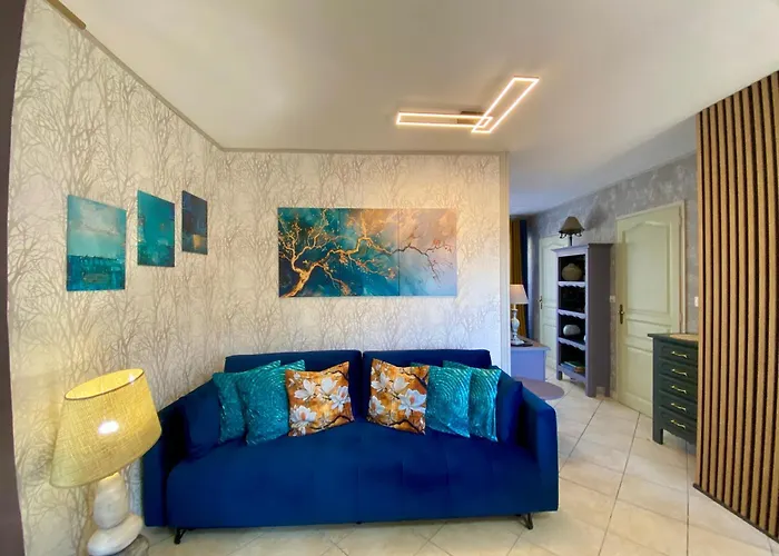 فندق مبيت وإفطار Domaine O Clair De Lune - D'hotes Et A - Acces Cite Medievale 5 Minutes A Pied - Parking - & Massages En Option - Piscine De Saison