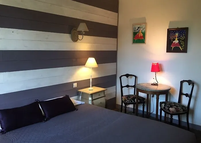 فندق مبيت وإفطار Domaine O Clair De Lune - D'hotes Et A - Acces Cite Medievale 5 Minutes A Pied - Parking - & Massages En Option - Piscine De Saison