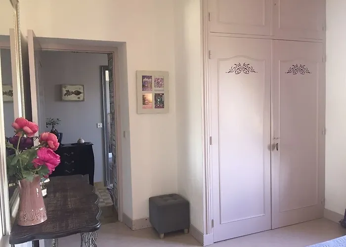 Bed & Breakfast Domaine O Clair De Lune - Chambres D'Hotes Et Gites A Sarlat - Acces Cite Medievale 5 Minutes A Pied - Parking - Spa & Massages En Option - Piscine De Saison Sarlat-la-Caneda