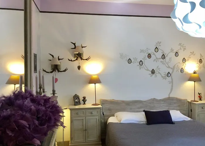 Domaine O Clair De Lune - Chambres D'Hotes Et Gites A Sarlat - Acces Cite Medievale 5 Minutes A Pied - Parking - Spa & Massages En Option - Piscine De Saison Bed & Breakfast Sarlat-la-Caneda