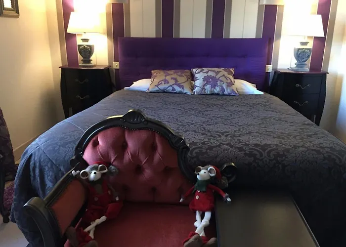 Domaine O Clair De Lune - Chambres D'Hotes Et Gites A Sarlat - Acces Cite Medievale 5 Minutes A Pied - Parking - Spa & Massages En Option - Piscine De Saison 4* Sarlat-la-Caneda